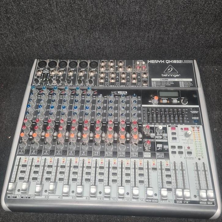 BEHRINGER  xenyx   USB mixer / mengpaneel, Audio, Tv en Foto, Luidsprekerboxen, Zo goed als nieuw, Ophalen of Verzenden