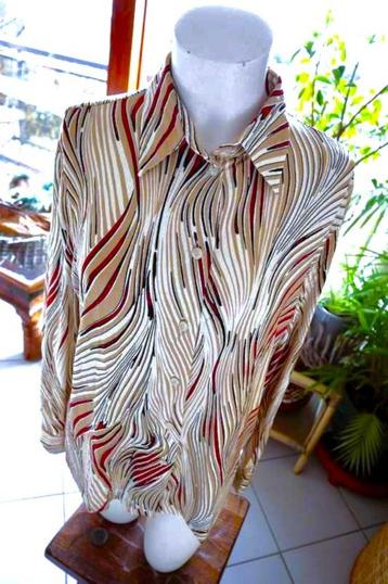 uniek creatief gelijnd stijlvolle blouse beschikbaar voor biedingen