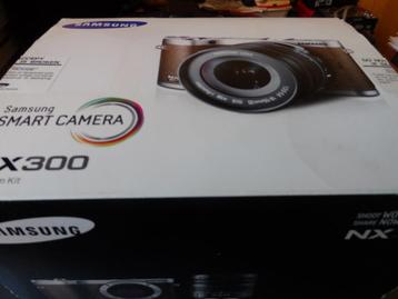 Samsung NX300 - 20.3 mégapixels - en boite d'origine beschikbaar voor biedingen