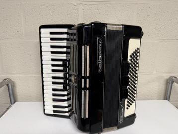Zelfspelende accordeons en concertina's beschikbaar voor biedingen
