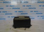 Boîtier de batterie d'un Volkswagen Touareg, Autos : Pièces & Accessoires, Volkswagen, -, 3 mois de garantie, Utilisé