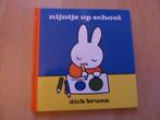 Leesboekje 'Nijntje op school' van Dick Bruna, Boeken, Kinderboeken | Baby's en Peuters, Ophalen, Gelezen