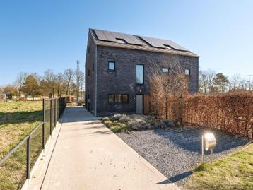 Woning te koop in Lommel, 4 slpks, Immo, Vrijstaande woning, 202 m², 26 kWh/m²/jaar, 4 kamers