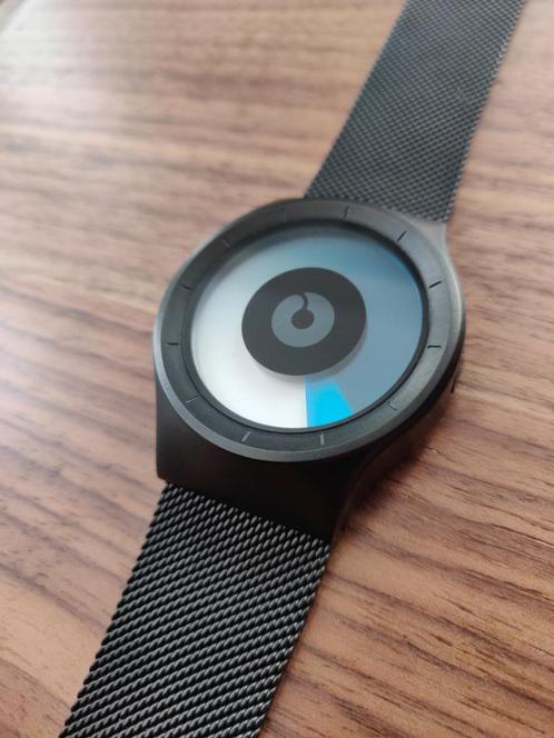 Montre ZIIIRO CELESTE Black, Handtassen en Accessoires, Horloges | Heren, Zo goed als nieuw, Polshorloge, Overige merken, Staal