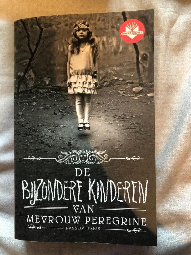 De bijzondere kinderen van mevrouw Peregrine Ransom Riggs, Boeken, Kinderboeken | Jeugd | 13 jaar en ouder, Zo goed als nieuw
