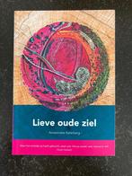 Boek Lieve oude ziel, Livres, Ésotérisme & Spiritualité, Autres types, Âme ou Mortalité, Enlèvement ou Envoi, Neuf