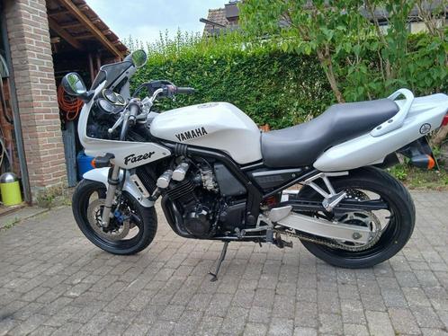 Yamaha FZS 600 Fazer, Motoren, Motoren | Yamaha, Particulier, Sport, meer dan 35 kW, 4 cilinders, Ophalen