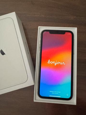 iPhone 11 - 128Gb - wit  beschikbaar voor biedingen