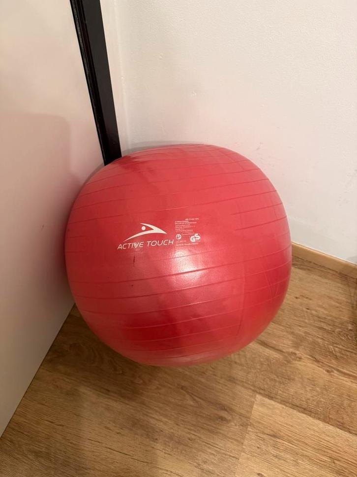 Active touch fitnessbal + pilates oefenboek - thuisworkouts, Sport en Fitness, Yoga en Pilates, Zo goed als nieuw, Yoga-accessoire