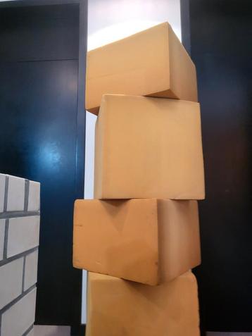 4 stuks schuimrubber/ moes om poef van te maken  beschikbaar voor biedingen