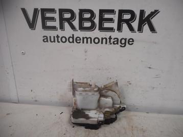 PORTIERSLOT LINKS ACHTER Golf III (1H1) (1ho962153b) beschikbaar voor biedingen