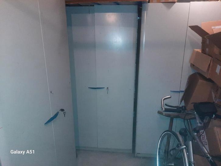 Armoires métalliques robustes, Maison & Meubles, Armoires | Casiers, Comme neuf, Enlèvement