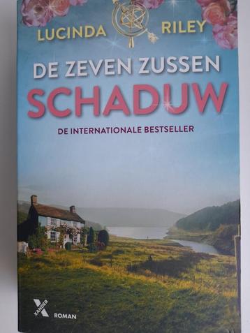De zeven zussen. 3 boeken. Lucinda Riley beschikbaar voor biedingen