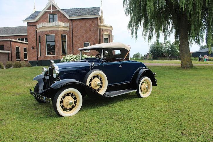 Ford model a roadster deluxe, Auto's, Oldtimers, Bedrijf, Ford, Benzine, Cabriolet, 2 deurs, Blauw, Ophalen
