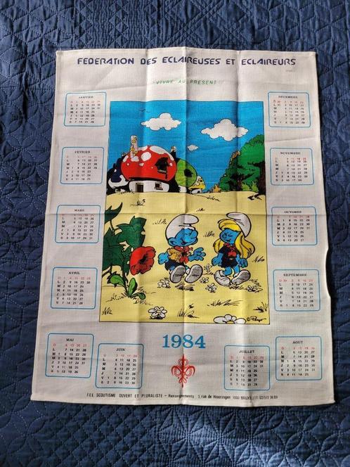 ancien calendrier torchon schtroumpf  vintage 1984 N1, Collections, Schtroumpfs, Utilisé, Autres types, Différents Schtroumpfs