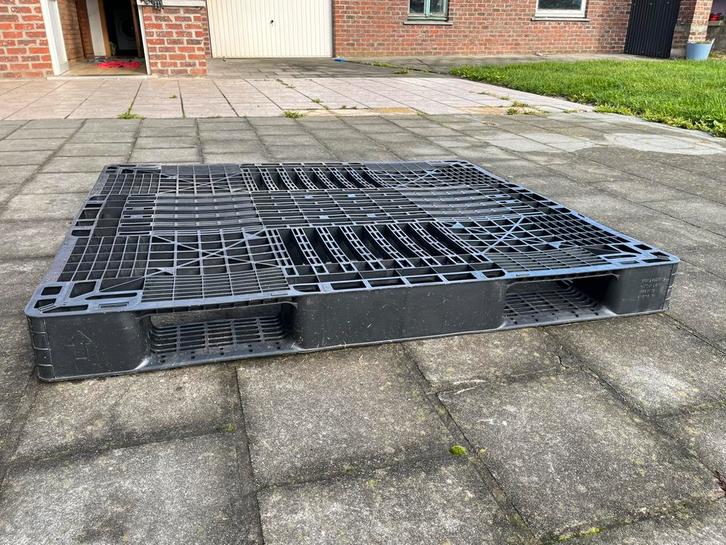 PVC Pallet 130 x 110 x 12 cm – meerdere stuks beschikbaar, Doe-het-zelf en Bouw, Hout en Planken, Gebruikt, Pallet, Overige houtsoorten