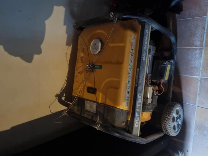 gros groupe éléctrogène 8.2kw, Bricolage & Construction, Générateurs, Enlèvement