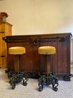 Meuble bar vintage plein chêne avec tabourets en fer forgé, Avec tablette(s), 150 à 200 cm, Comme neuf, Koloniaal