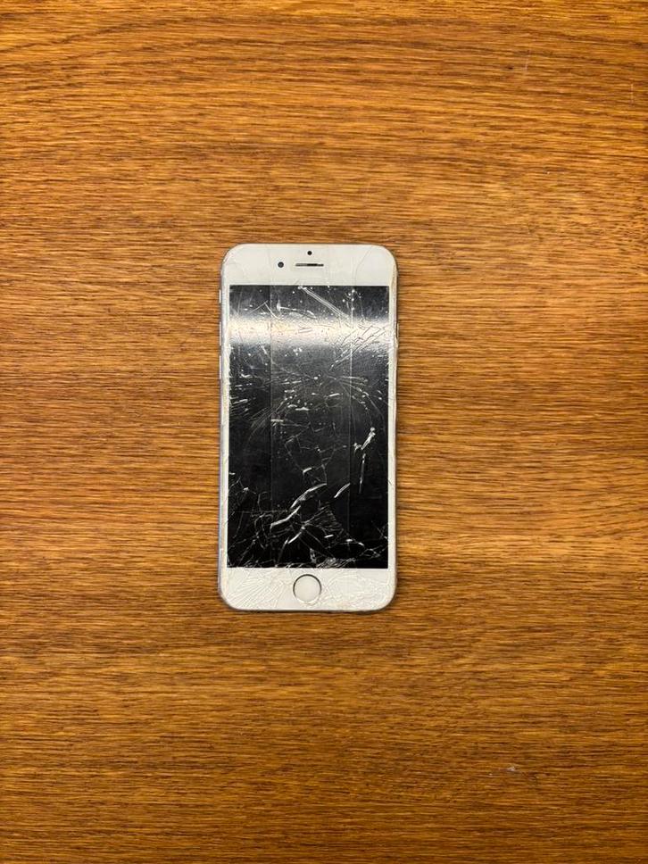 Iphone 6 64GB zilver, Télécoms, Téléphonie mobile | Apple iPhone, Utilisé, 64 GB, Sans abonnement, Sans simlock, iPhone 6, Argent