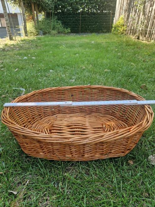 Honden mandje ( Handmade ) Belgische makelij, Dieren en Toebehoren, Hondenmanden, Zo goed als nieuw, Overige, Ophalen of Verzenden