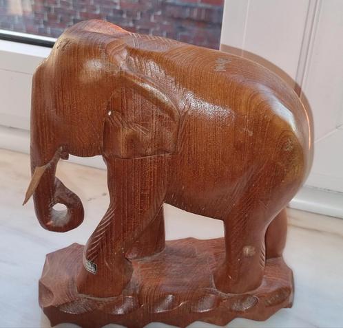 Olifant in echte teak, Antiek en Kunst, Kunst | Beelden en Houtsnijwerken, Ophalen of Verzenden