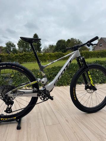 SCOTT SPARK RC WORLD CUP als nieuw -33% Medium beschikbaar voor biedingen