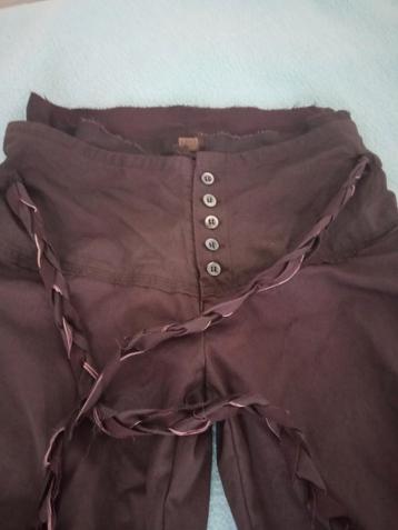 Pantalon trois-quarts Le Jean de Marithe et François Girbaud, Neuf, Enlèvement ou Envoi, Taille 36 (S), Brun
