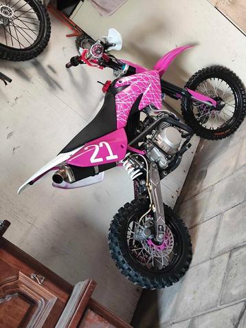 Pitbike dirtbike yx 140cc roze