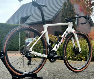Factor Ostro Gravel - Topstaat! Maat 54 beschikbaar voor biedingen