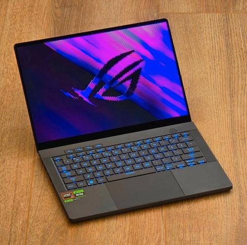 Asus ROG Zephyrus G14 (RTX 4070, 32GB RAM), Computers en Software, Windows Laptops, Zo goed als nieuw, 14 inch, SSD, 4 Ghz of meer