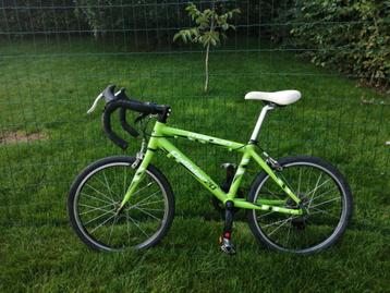 Koersfiets kinderen beschikbaar voor biedingen