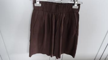 SHORT H & M beschikbaar voor biedingen