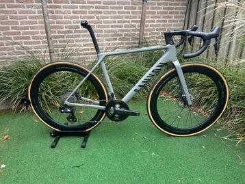 Canyon Ultimate CF SL - , Ultegra Di2 beschikbaar voor biedingen