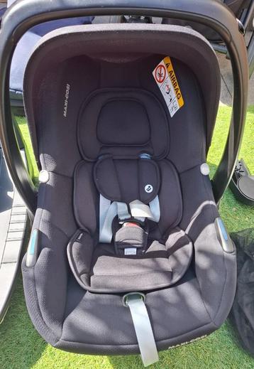 Maxi-Cosi Autostoeltje 0-13kg en Family-Fix 3 base, Ophalen, Maxi-Cosi, Isofix