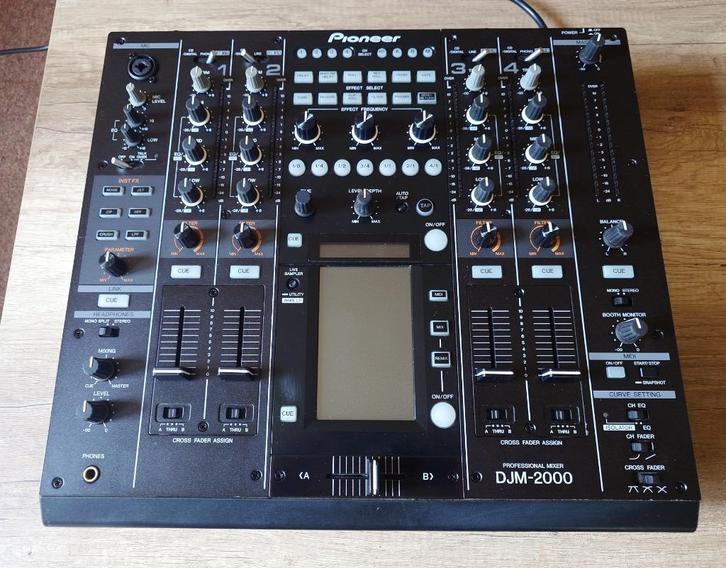 Pioneer DJM-2000 + Decksaver, Muziek en Instrumenten, Mengpanelen, Verzenden