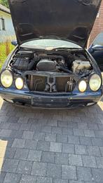 Mercedes 200 essence, Auto's, Blauw, Handgeschakeld, Particulier, CLK