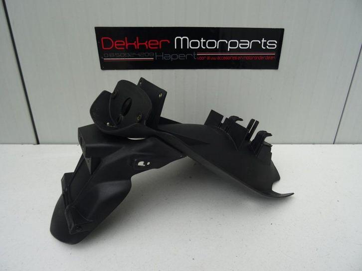 Kentekenplaathouder + Binnenbak Ducati ST2 ST3 ST4 1997-2007, Motos, Pièces | Ducati, Utilisé, Enlèvement ou Envoi