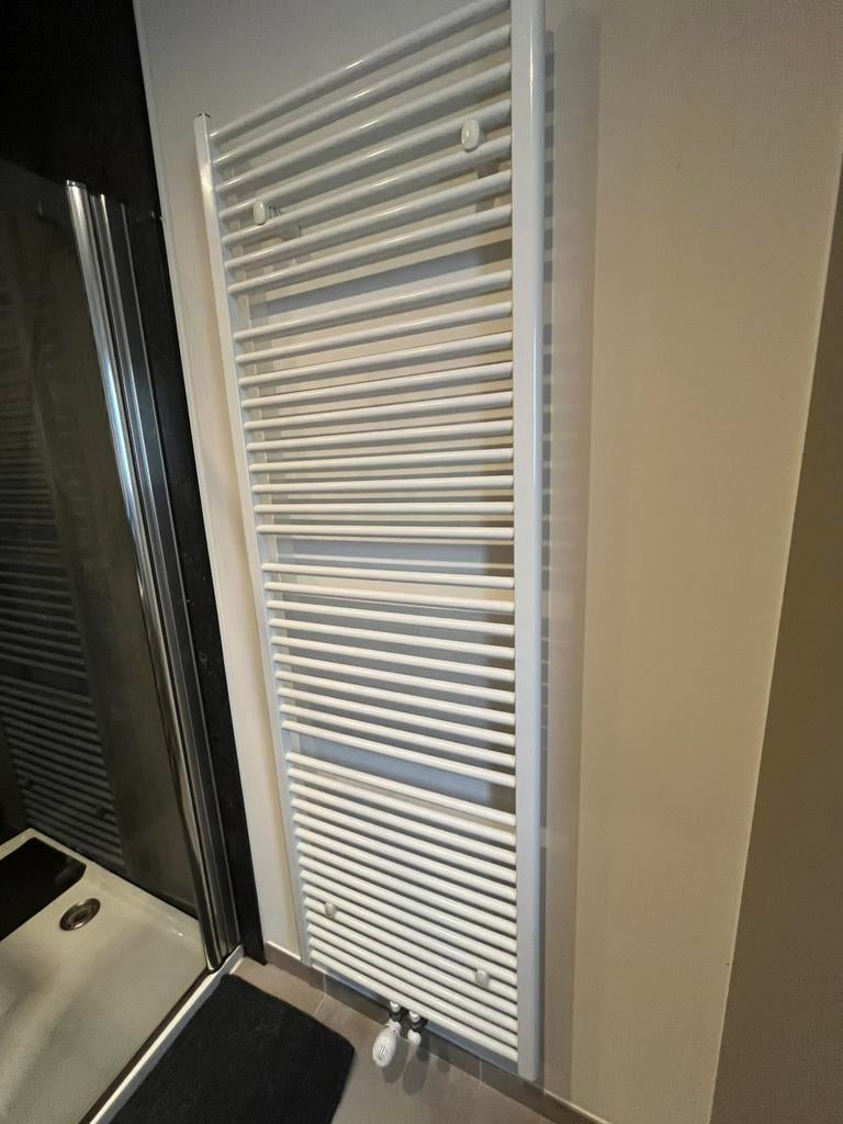 Handdoekradiator, Ophalen, Zo goed als nieuw