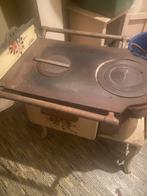 Antieke kleine Leuvense kachel, Ophalen, Gebruikt, Houtskool, Vrijstaand