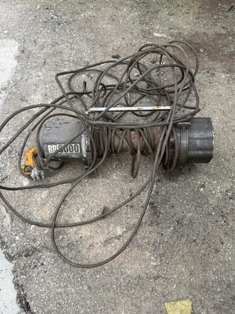 Winch voor onderdelen, Ophalen, Gebruikt, Elektrisch