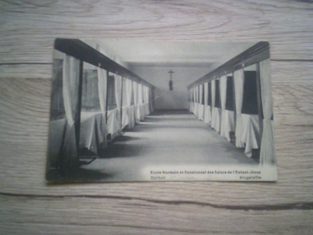 BRUGELETTE: Ecole Normale et Pensionnat - Dortoir, Enlèvement ou Envoi, Avant 1920, Affranchie, Hainaut