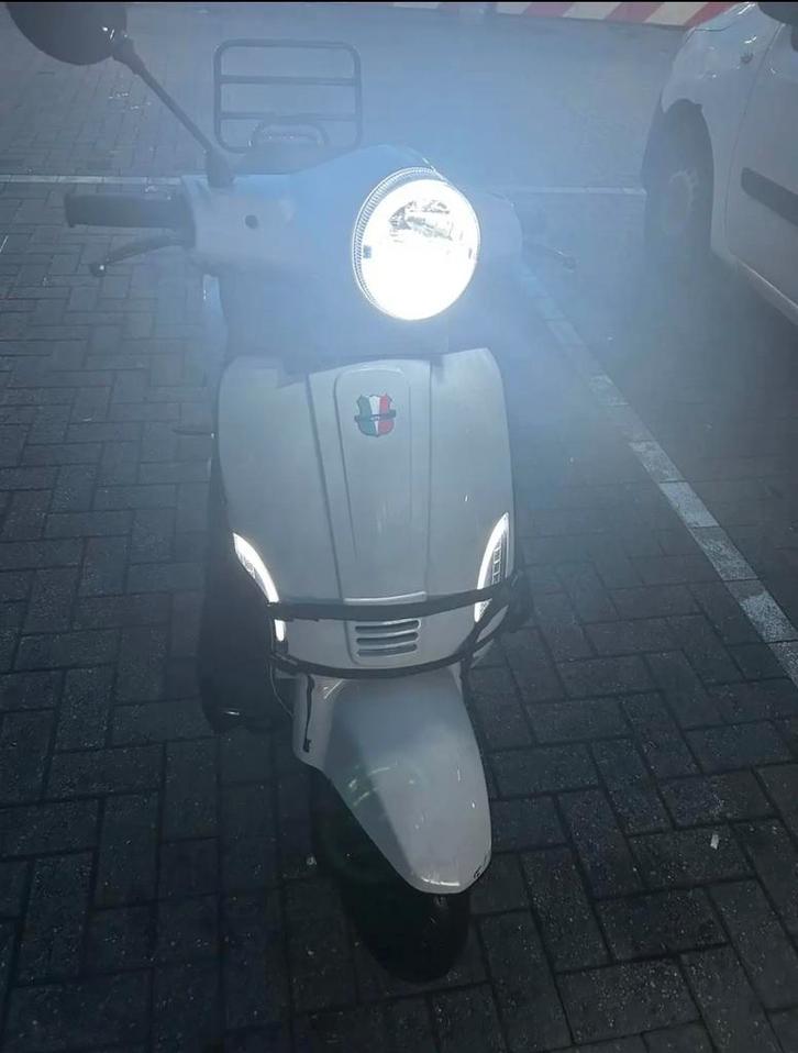 GTS toscana, Vélos & Vélomoteurs, Scooters | Vespa, Utilisé, Autres modèles, Classe A (25 km/h), Essence, Enlèvement