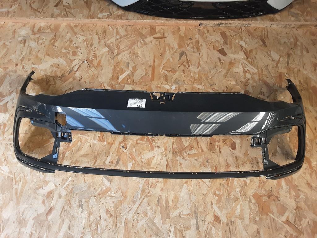 PARE-CHOCS AVANT Volkswagen Golf VIII (CD1) (5H0807221G), Pare-chocs, Volkswagen, Mevr. I. Hauben, Utilisé