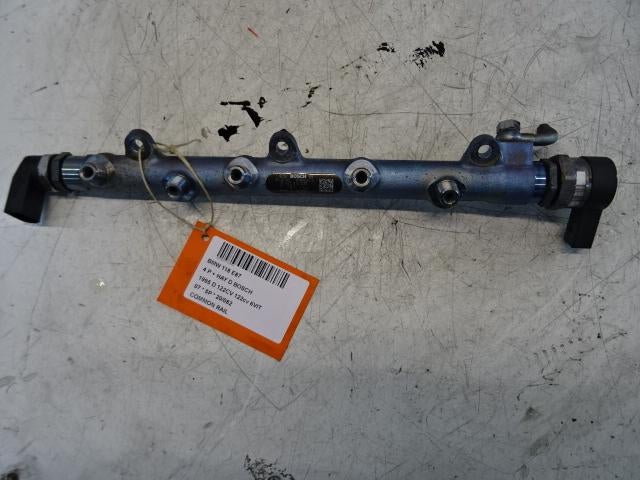 RAMPE D'INJECTION BMW 1 serie (E81) (7787164), Autos : Pièces & Accessoires, Systèmes à carburant, BMW, Utilisé