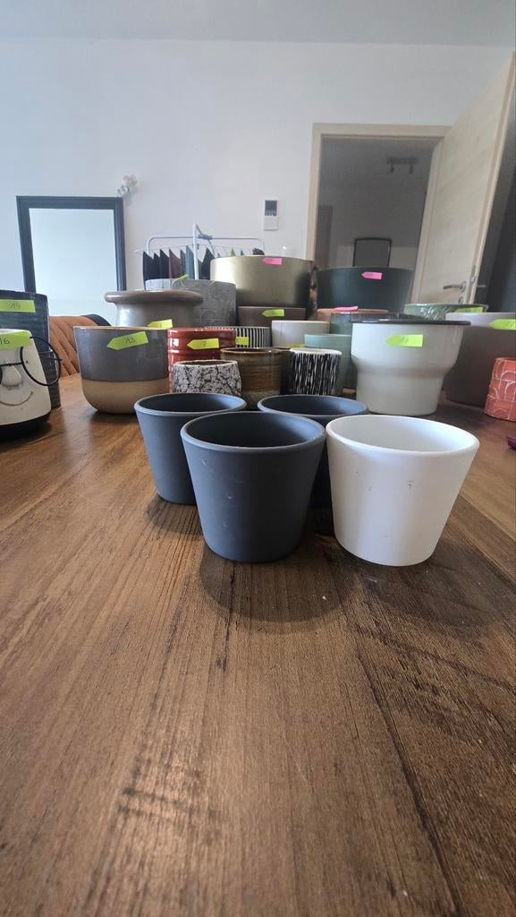 Minis caches pots (lot de 4), Jardin & Terrasse, Enlèvement ou Envoi, Moins de 25 cm, Comme neuf, Intérieur