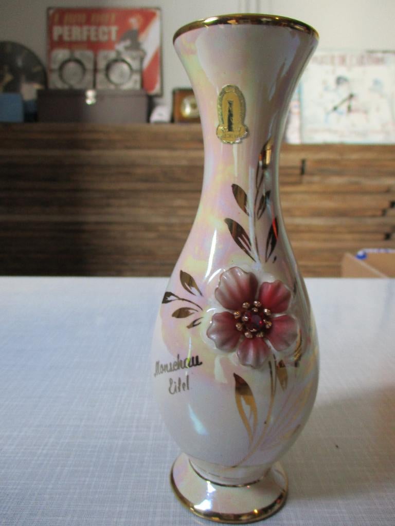 vaas in parelmoer, Antiek en Kunst, Antiek | Keramiek en Aardewerk, Ophalen of Verzenden