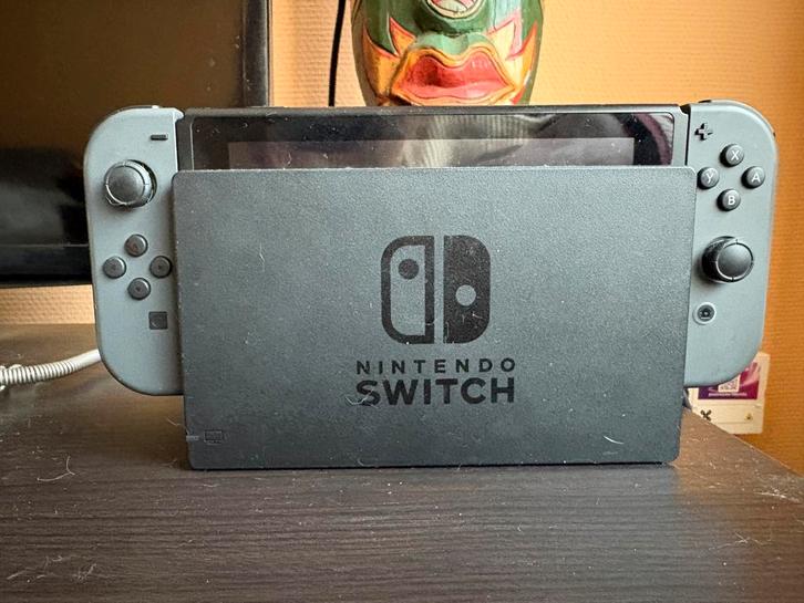 Nintendo switch original grijs, Games en Spelcomputers, Spelcomputers | Nintendo Switch, Gebruikt, Switch Original, Ophalen