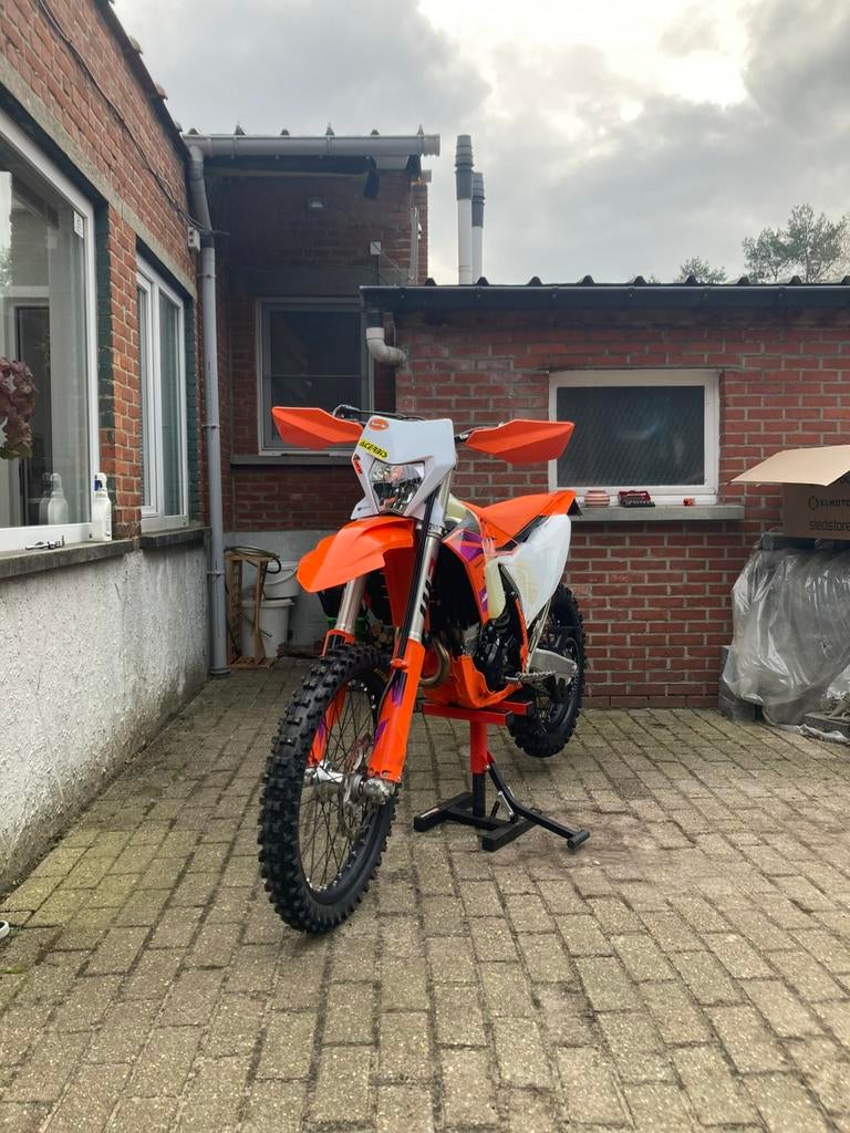 Ktm exc-f 350 2024, 6 versnellingen, Zo goed als nieuw, 349 cc, Ophalen