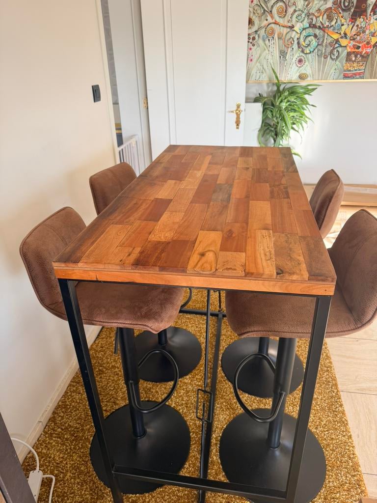 Bar table with 4 bar chairs, Maison & Meubles, Dénudé, Enlèvement, Utilisé