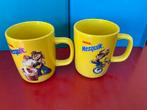 Nesquick. Nestlé. 2 mokken., Ophalen of Verzenden, Zo goed als nieuw